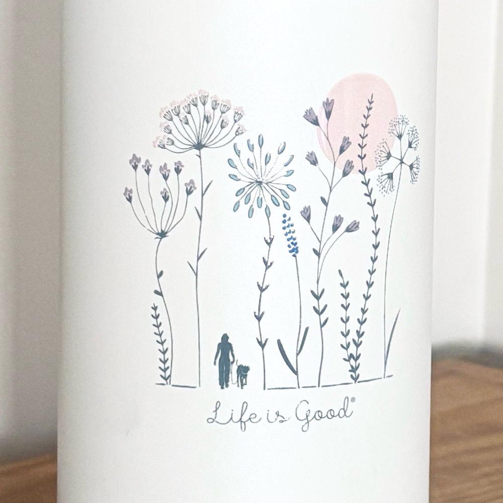 Life is Good White Floral Dog Water Bottle - Picture 2 of 2